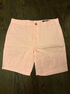 Vineyard Vines Men's 9” Pink Flat-Front Cotton Shorts
